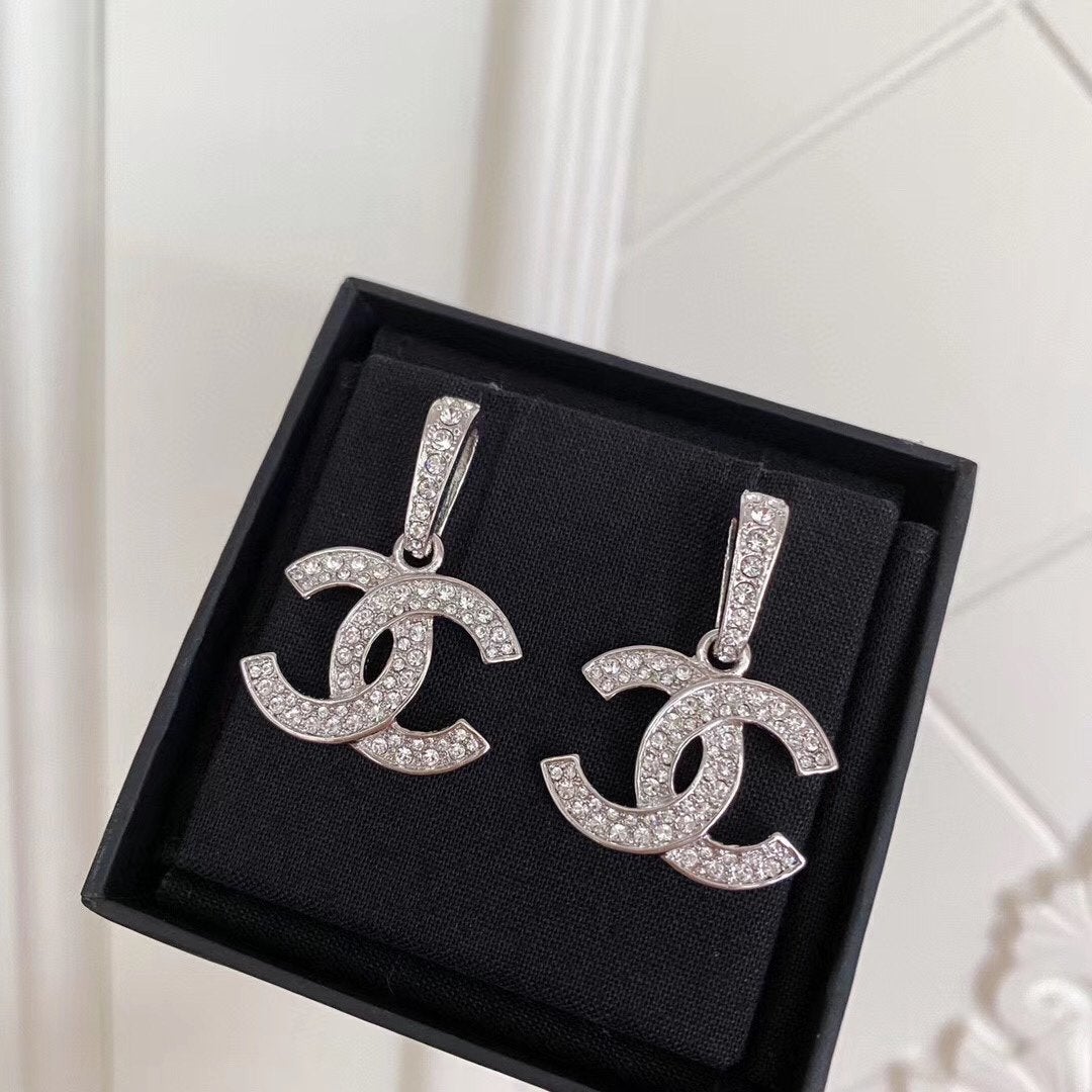 2025 Elegant Rhinestone Double C Pendant Earrings