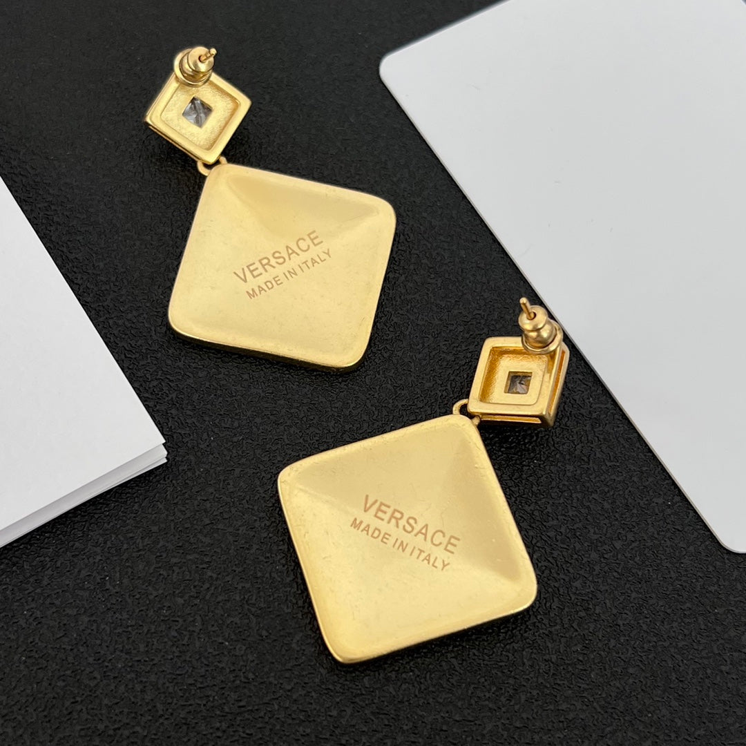 2025 Crystal Diamond Rhombus Drop Earrings