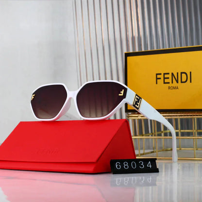 2025 Fashionable street style sunglasses