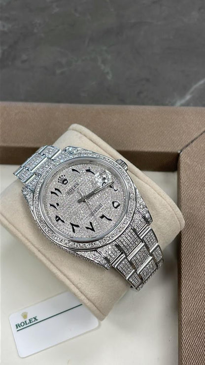 44mm Datejust watch, fully set with diamonds, 2015 model, quartz watch, water resistant to 20 meters.