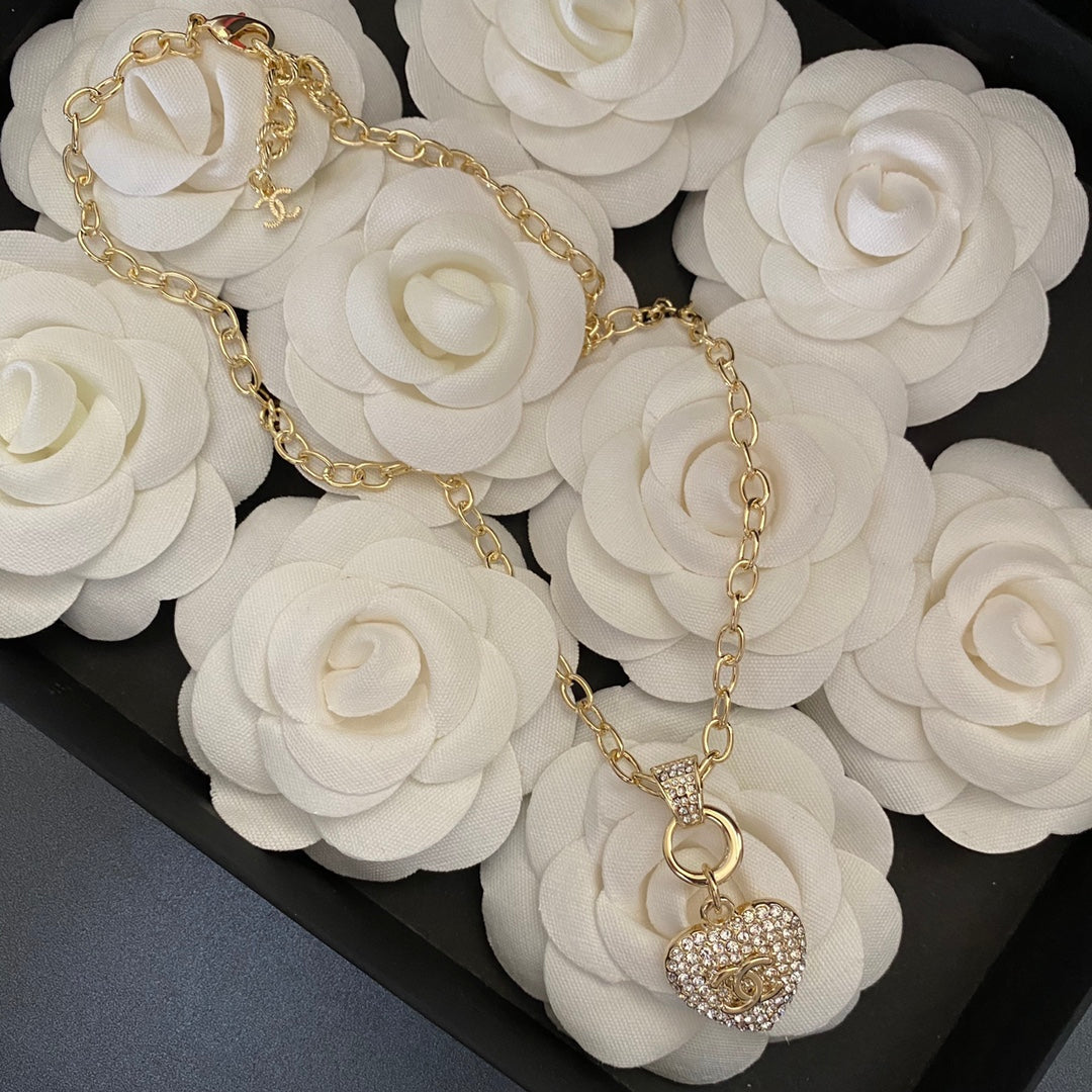 2025 Classic Double C Heart Shape Rhinestone Cutout Necklace