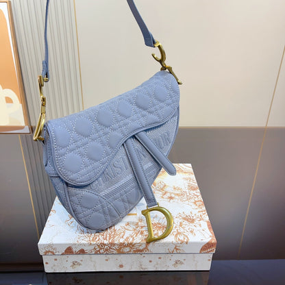 2025 Bag Fashion Ringer Scrub Saddle Bag