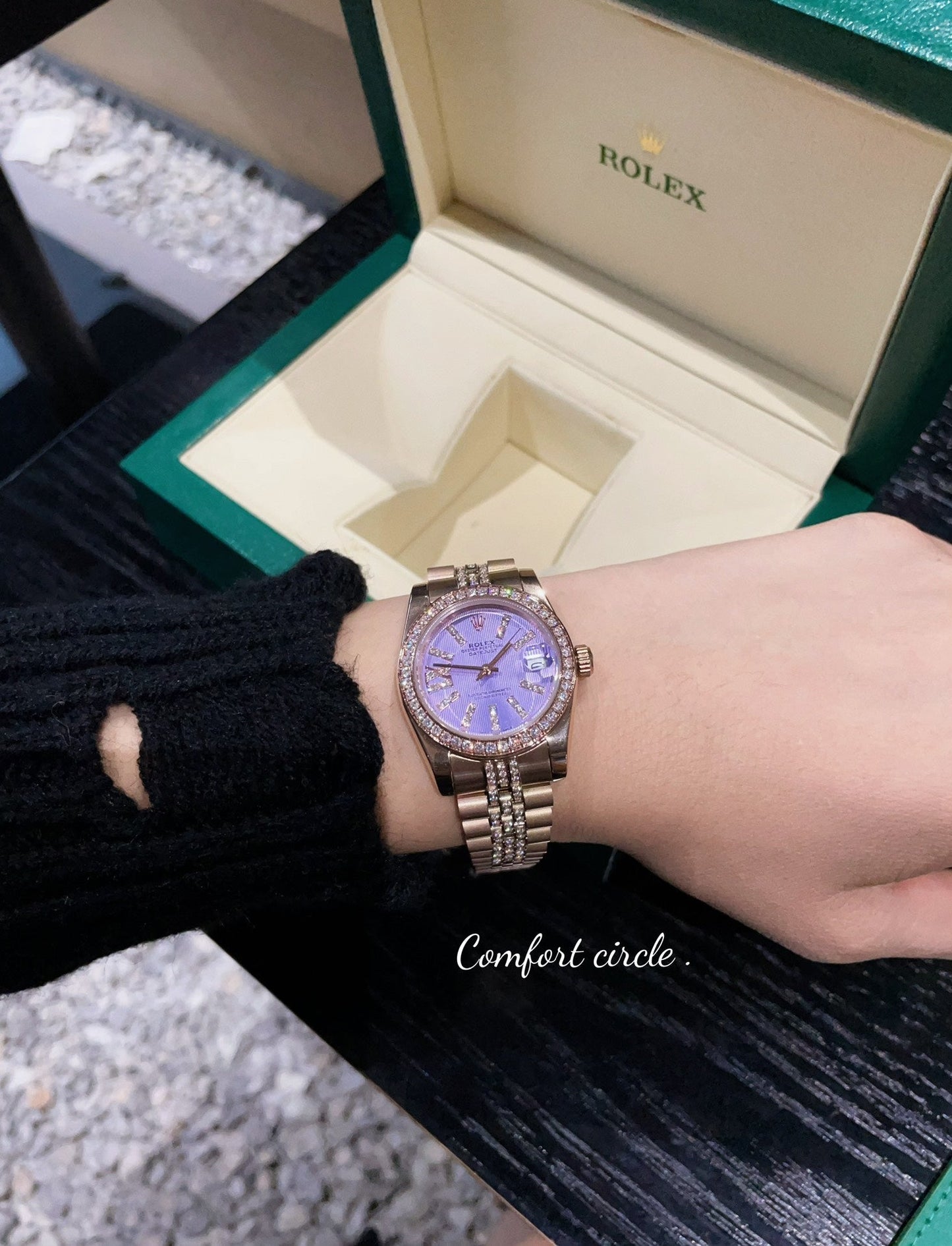 New Lady Dial Quartz Women's Watch