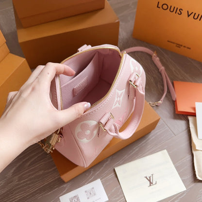 2025 Bag Stylish Top-handle Bag W3820