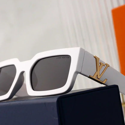 2025 Retro small square frame sunglasses