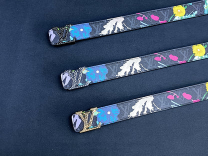 2025 3 Colors four-leaf clover graffiti carved belt