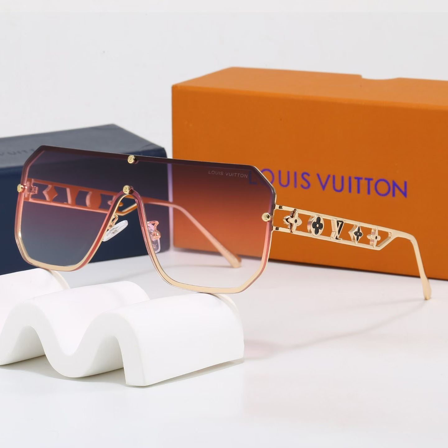 2026 LV Sunglasses 0013