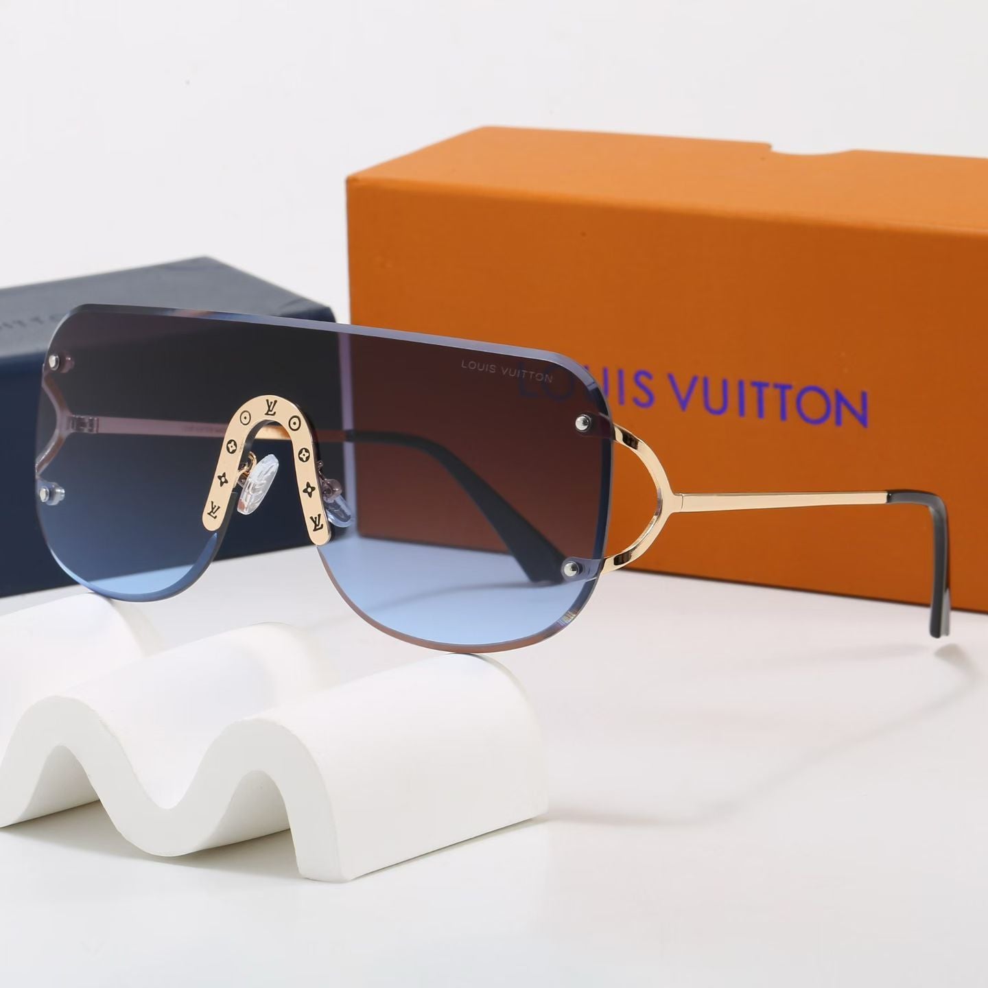 2026 LV Sunglasses 0011