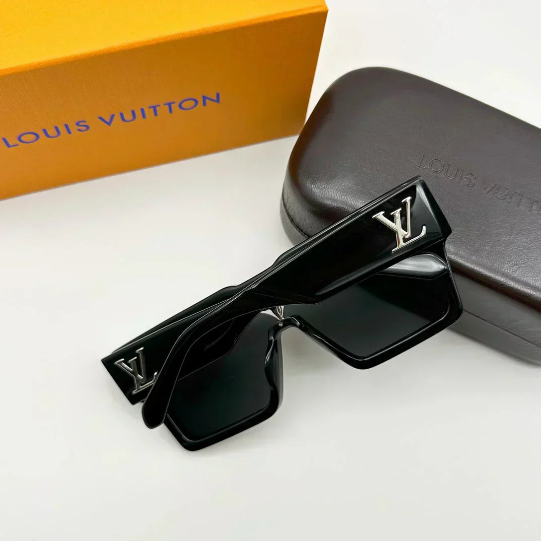2025 Hot Square Sunglasses 6007