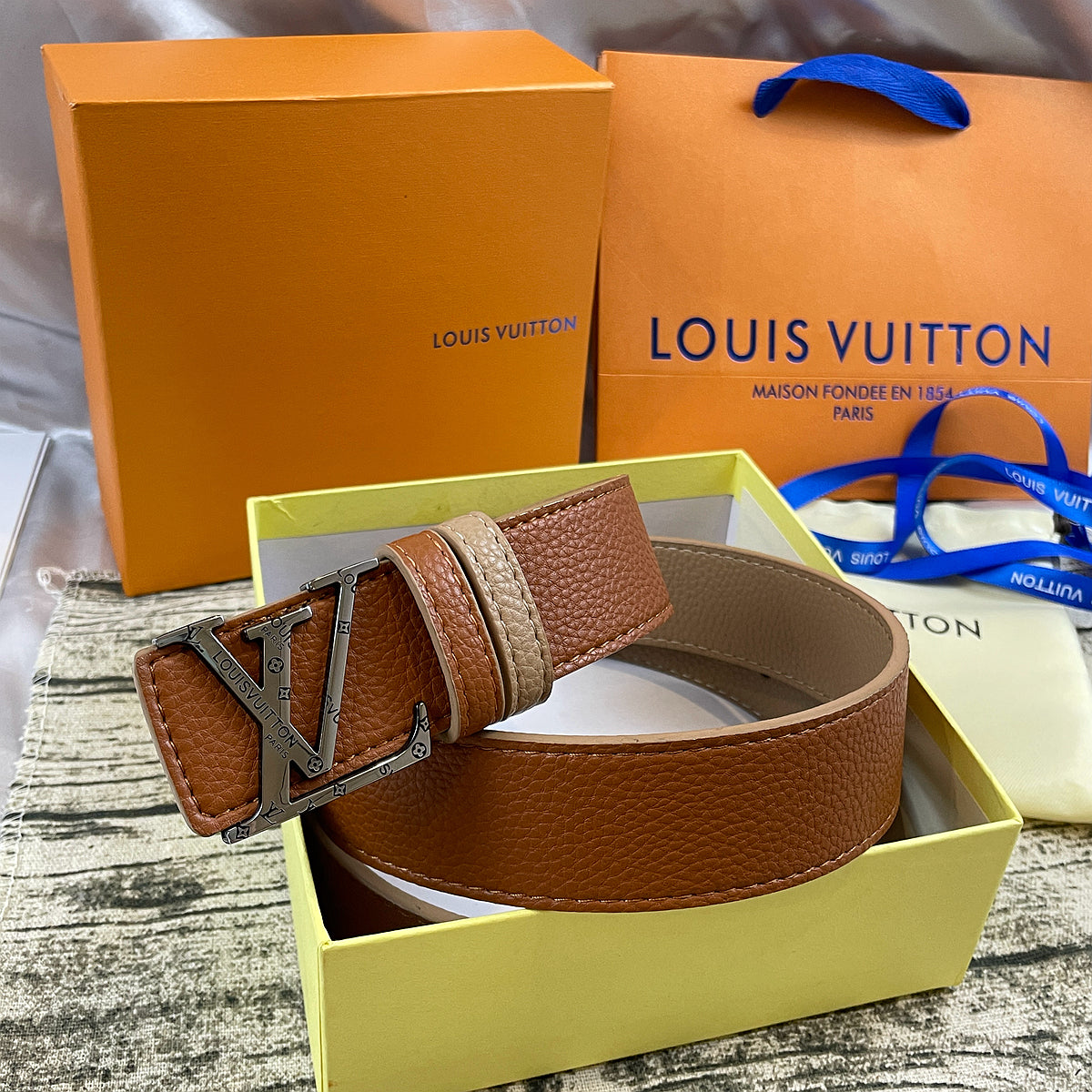 2025 4-color fashion belt