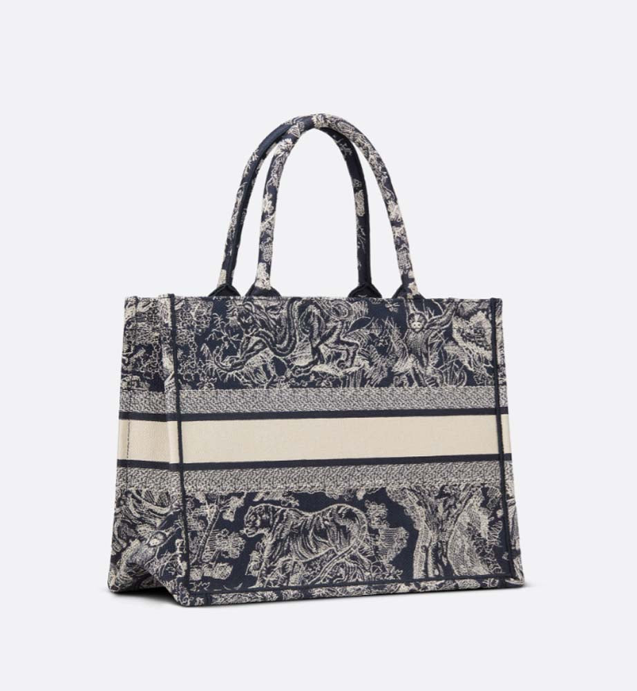 2025 Bag MEDIUM D BOOK TOTE