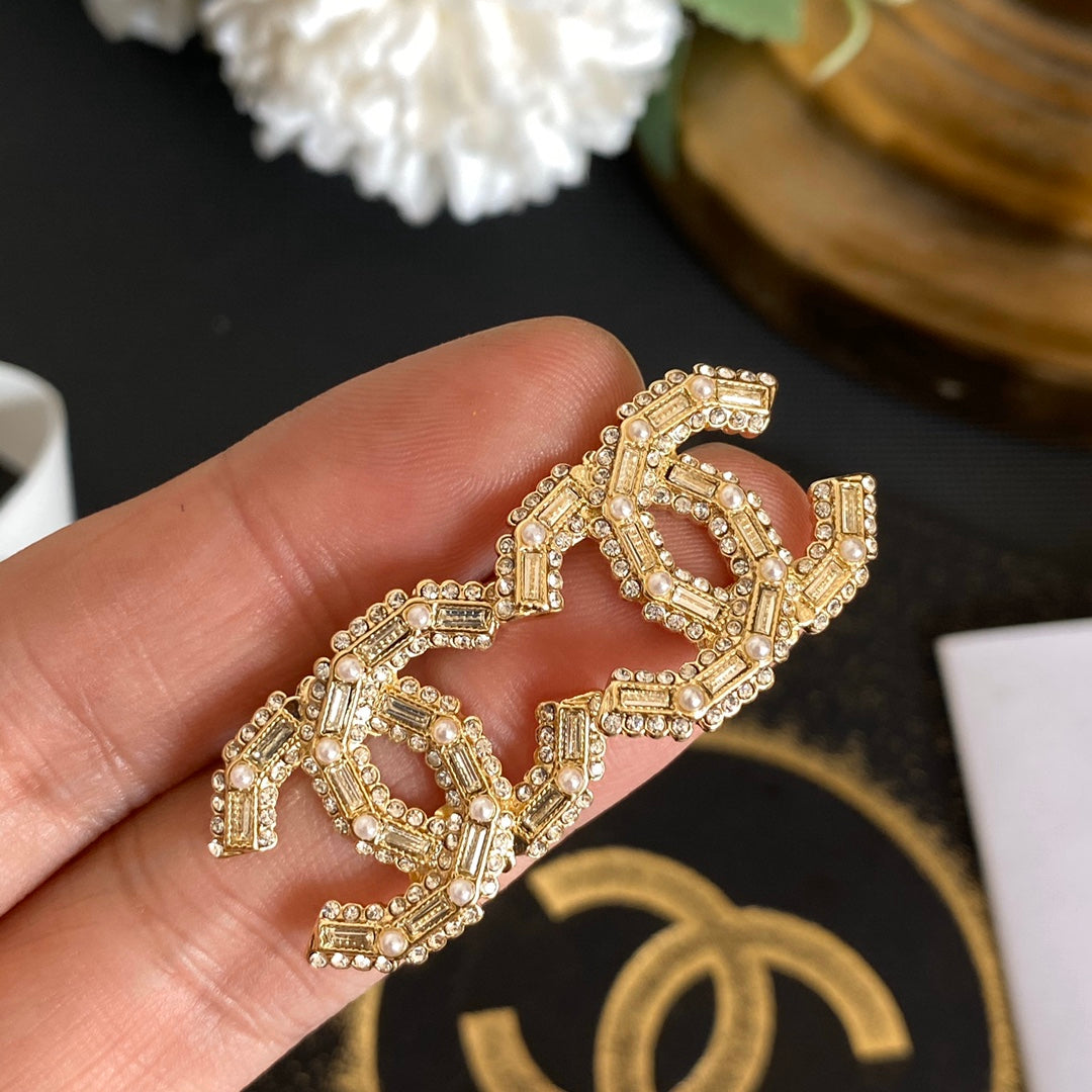 2025 Temperament Zircon Pearl Stud Earrings