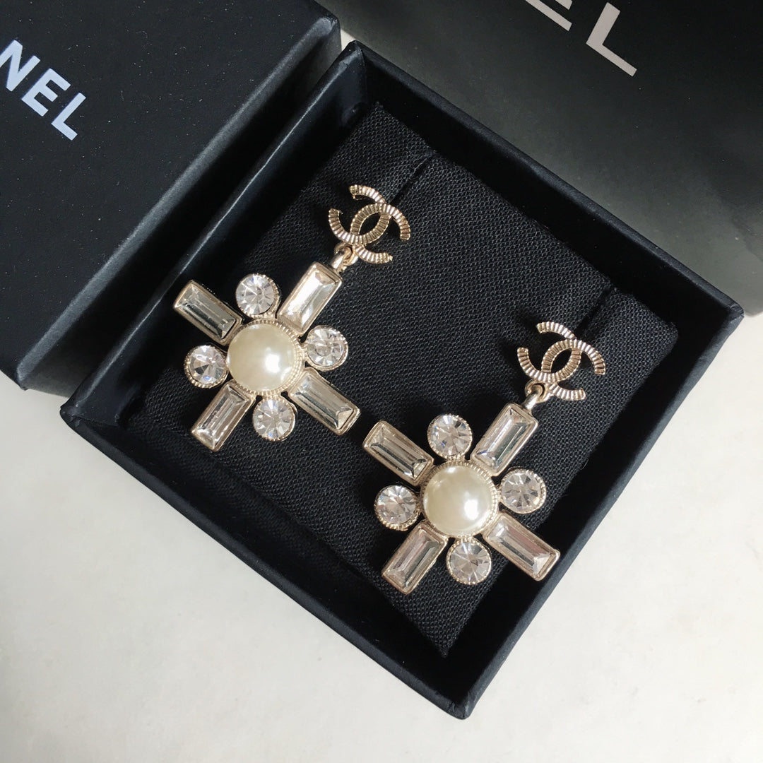 2025 Temperament Square Diamond Pearl Earrings