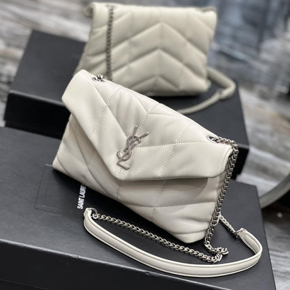 2025 Bag Classic Envelope Bag W3929