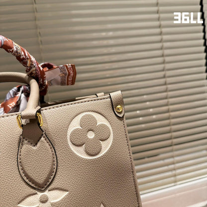 2025 Bag Classic shopping bag W195