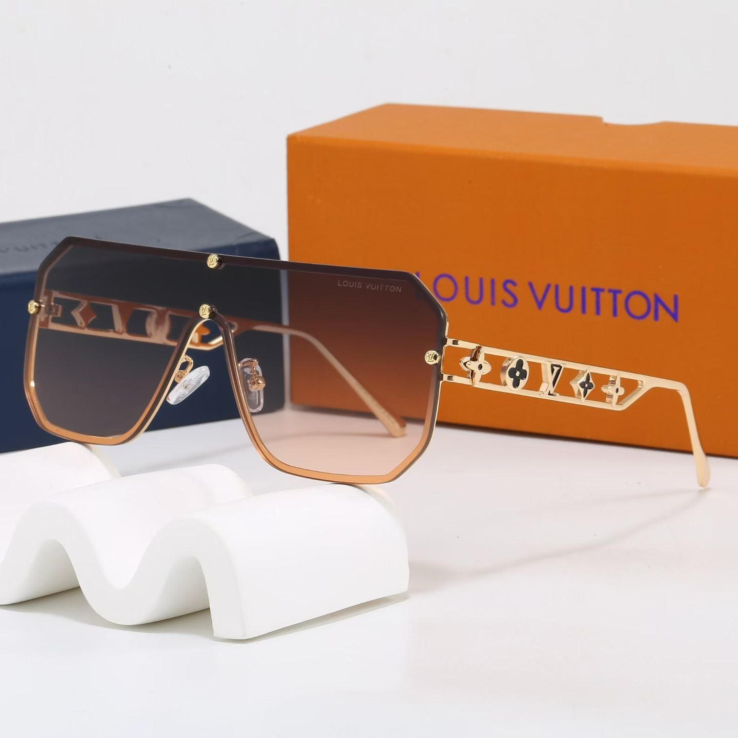 2026 LV Sunglasses 0013
