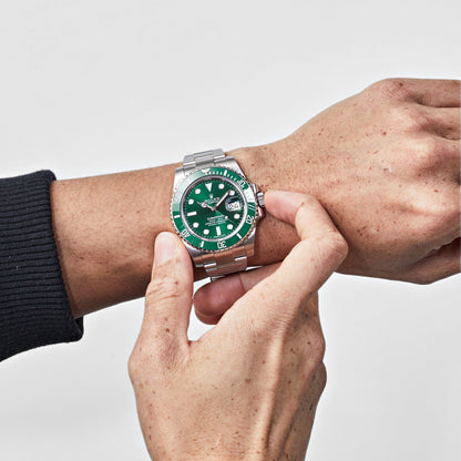2025 Watch Submariner Date 116610LV 'Hulk' Stainless Steel Green Dial