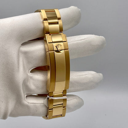 2025 Watch Submariner Date 116618LN Yellow Gold Black Dial (2020)