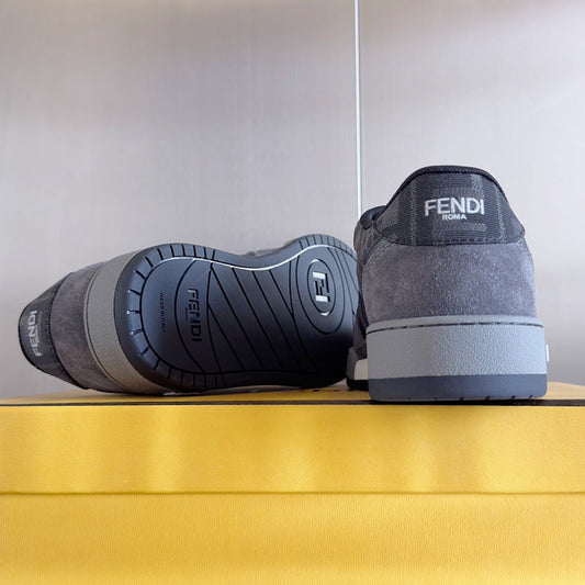 2025 1111 New color matching good quality shoes