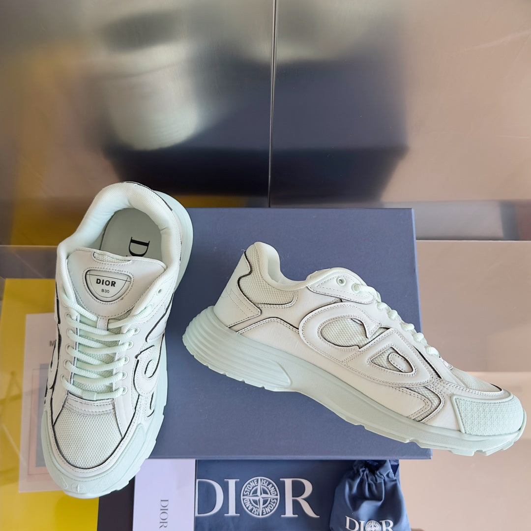 2025 1225 New high quality new color sports fashion shoes