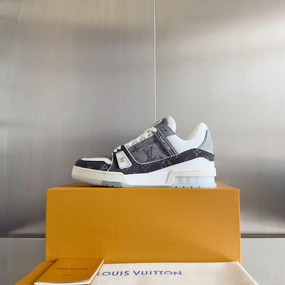 2025 250305 New color matching high quality board shoes